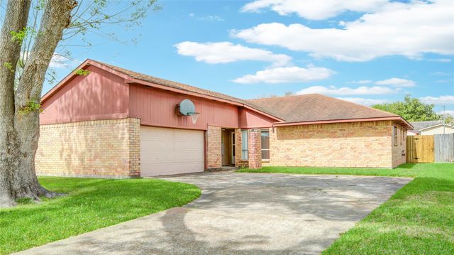 9831 Shell Rock Road, La Porte, TX 77571