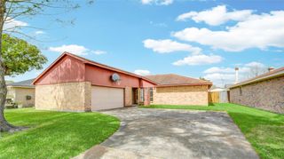 9831 Shell Rock Road, La Porte, TX 77571