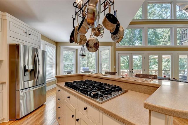 9035 Walnut Cove Lane, Gainesville, GA 30506