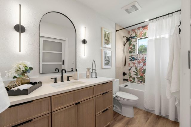 4911 White Elm DR, Austin, TX 78749