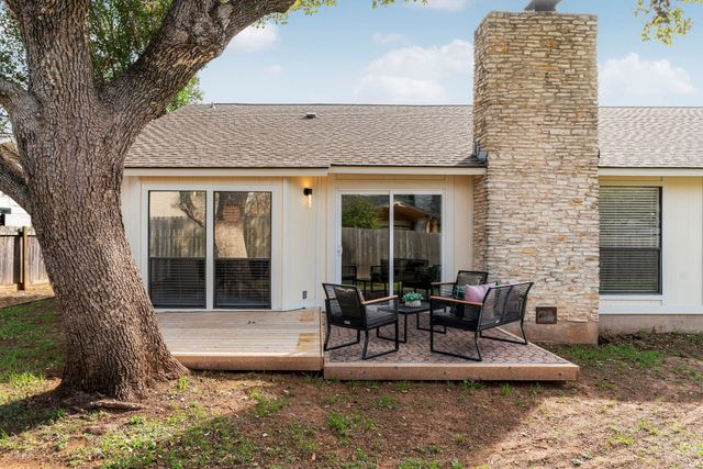 4911 White Elm DR, Austin, TX 78749