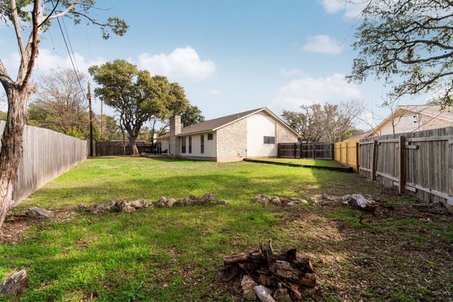 4911 White Elm DR, Austin, TX 78749