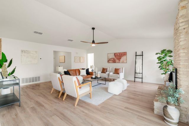 4911 White Elm DR, Austin, TX 78749