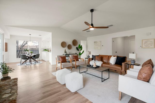 4911 White Elm DR, Austin, TX 78749