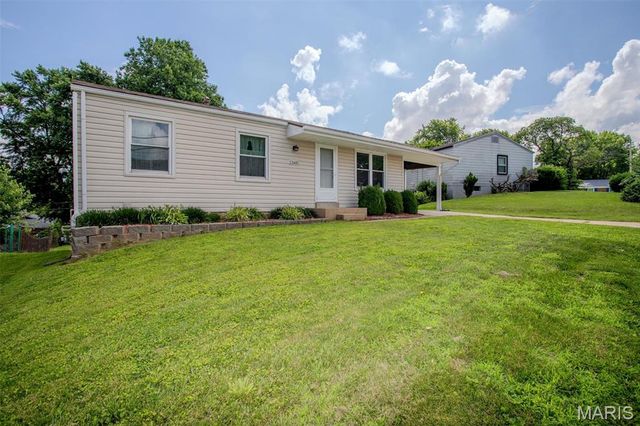 12605 Missouri Bottom Road, Hazelwood, MO 63042