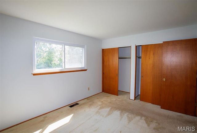 12605 Missouri Bottom Road, Hazelwood, MO 63042