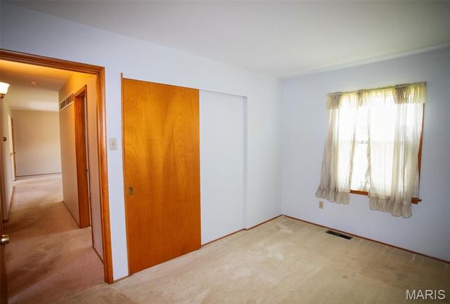 12605 Missouri Bottom Road, Hazelwood, MO 63042
