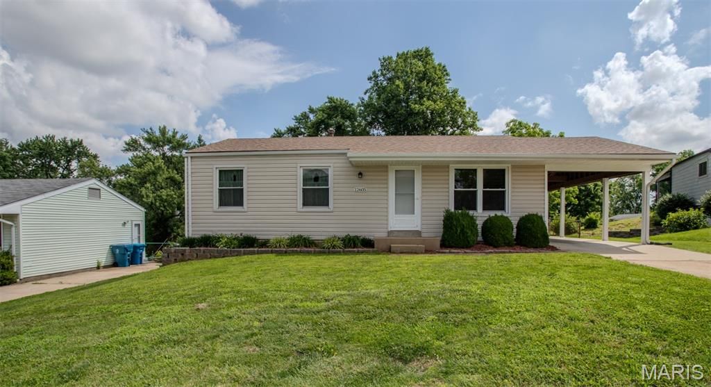 12605 Missouri Bottom Road, Hazelwood, MO 63042