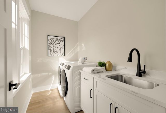 5707 9TH ST N, Arlington, VA 22205