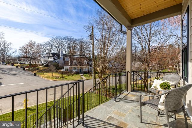 5707 9TH ST N, Arlington, VA 22205