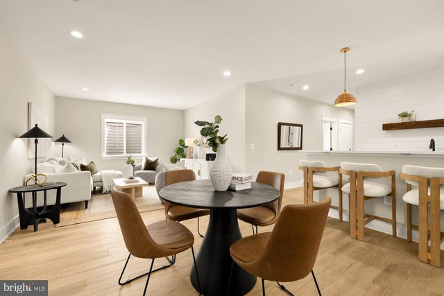 5707 9TH ST N, Arlington, VA 22205