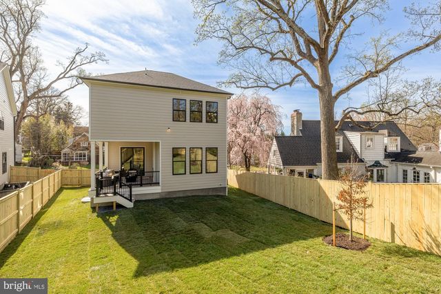 5707 9TH ST N, Arlington, VA 22205