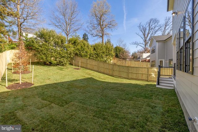 5707 9TH ST N, Arlington, VA 22205