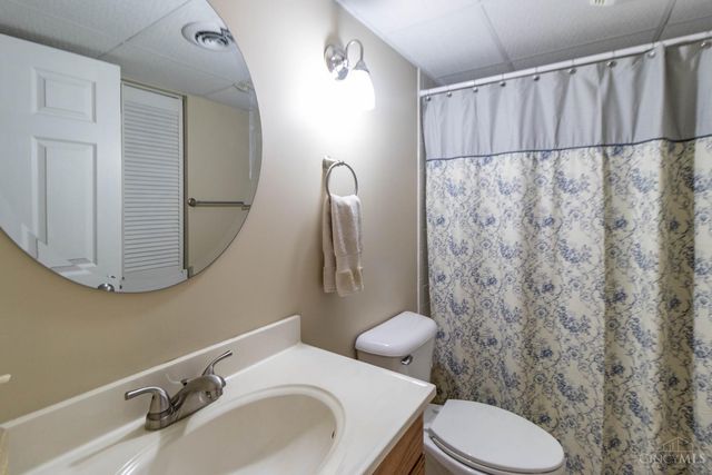 6853 OBannon Bluff, Goshen Twp, OH 45140