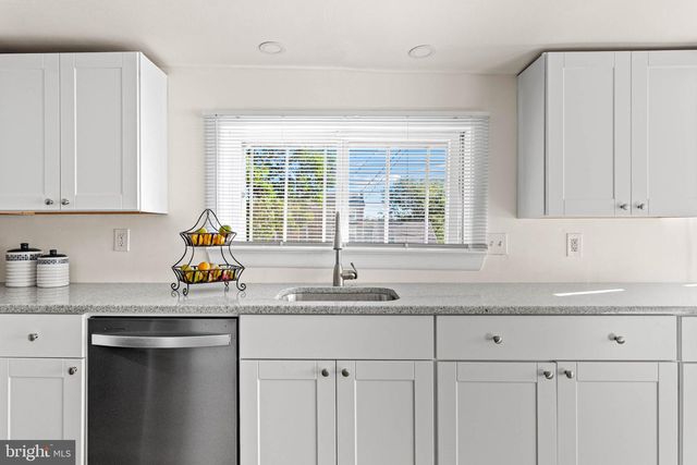 104 MERION AVE, West Conshohocken, PA 19428