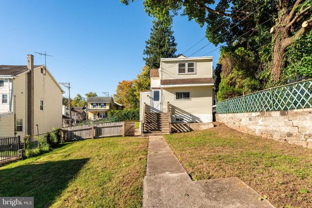 104 MERION AVE, West Conshohocken, PA 19428