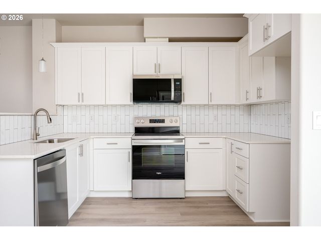 8355 N Newman Ave, Portland, OR 97203