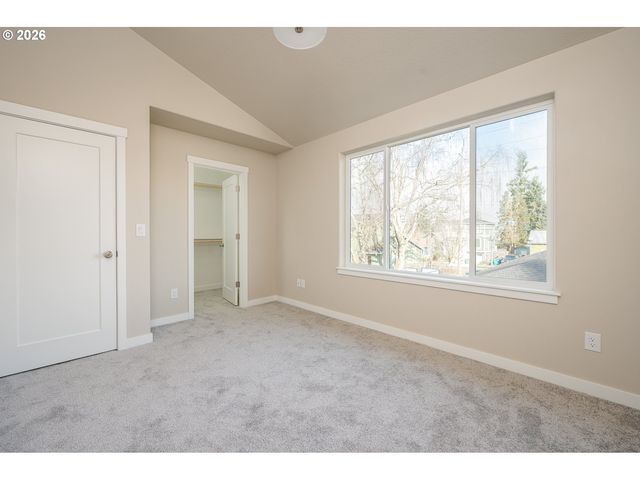 8355 N Newman Ave, Portland, OR 97203