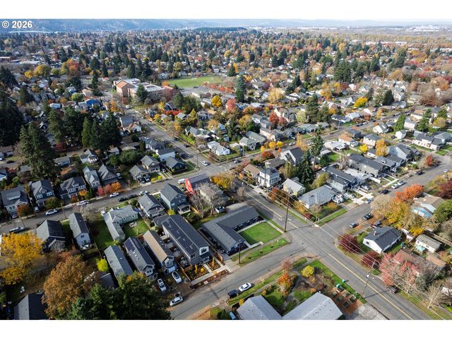 8355 N Newman Ave, Portland, OR 97203