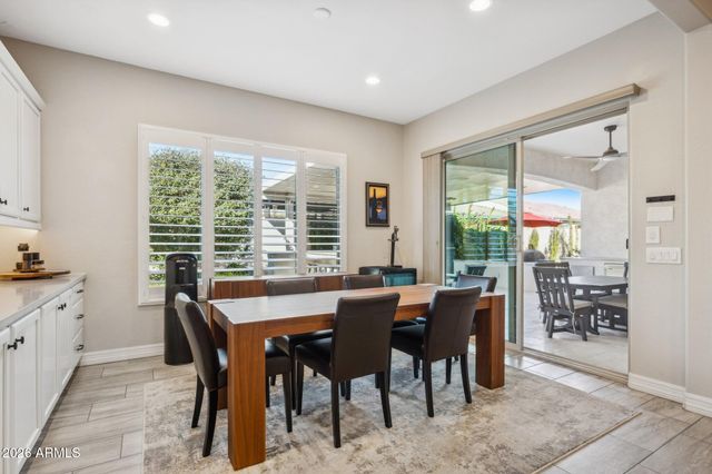 10720 E THORNTON Avenue, Mesa, AZ 85212