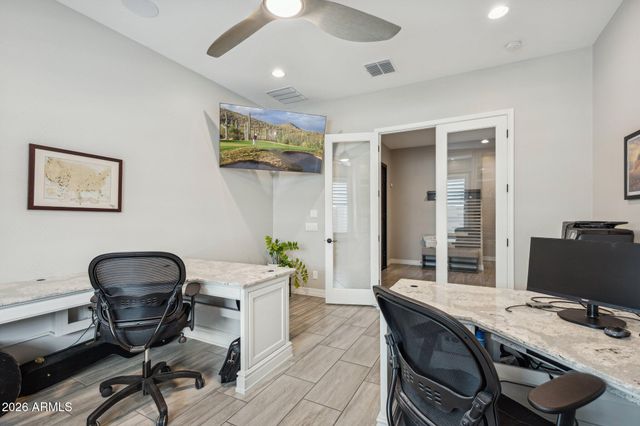 10720 E THORNTON Avenue, Mesa, AZ 85212