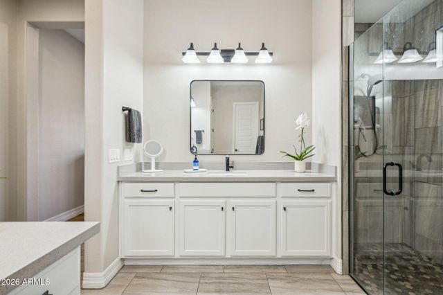 10720 E THORNTON Avenue, Mesa, AZ 85212