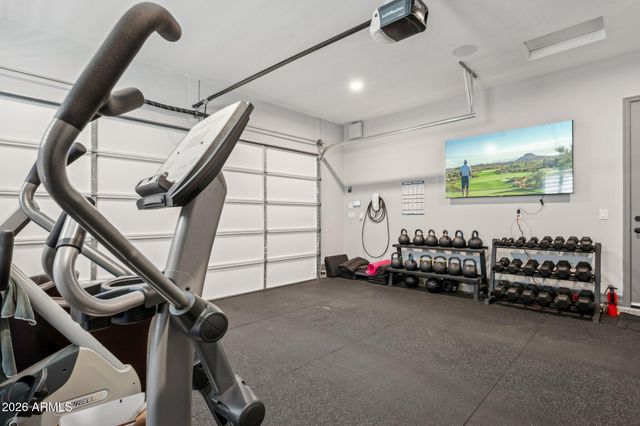 10720 E THORNTON Avenue, Mesa, AZ 85212