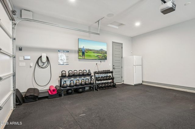 10720 E THORNTON Avenue, Mesa, AZ 85212