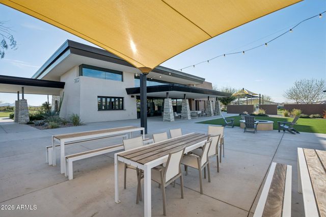 10720 E THORNTON Avenue, Mesa, AZ 85212