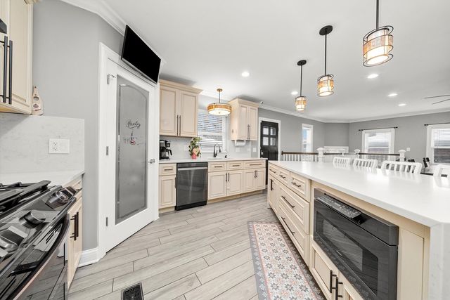 2637 Oak Street, River Grove, IL 60171