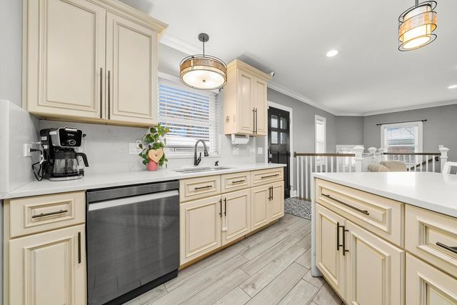 2637 Oak Street, River Grove, IL 60171