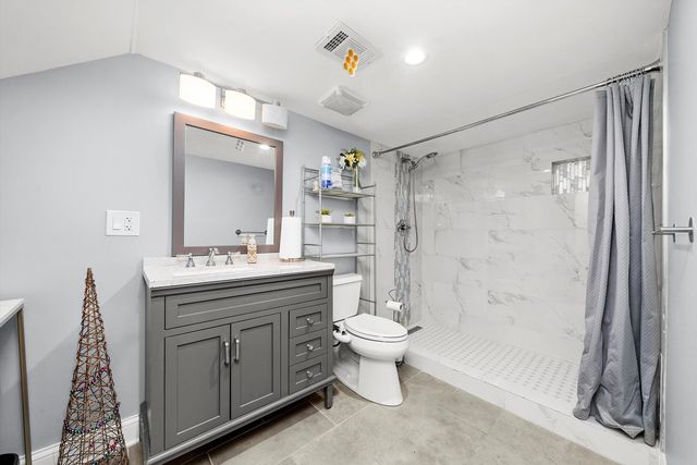 2637 Oak Street, River Grove, IL 60171