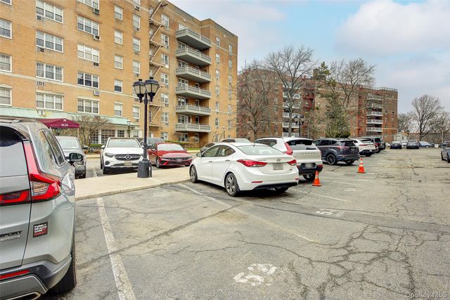 84-39 153rd Avenue 2F, Howard Beach, NY 11414