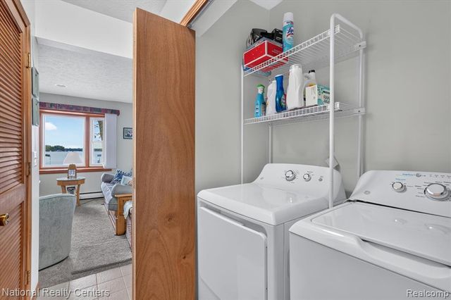 9450 Dexter Pinckney Road, Pinckney, MI 48169