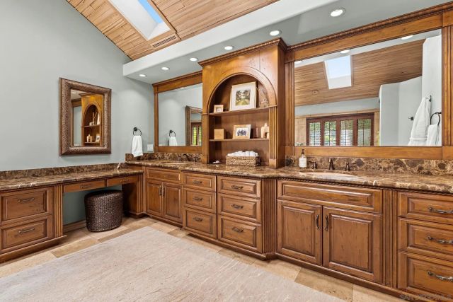 2969 Racetrack View, Del Mar, CA 92014