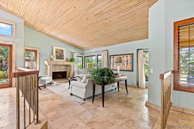 2969 Racetrack View, Del Mar, CA 92014