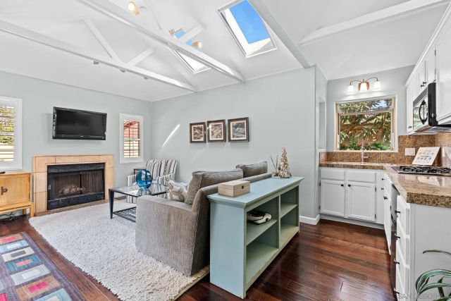 2969 Racetrack View, Del Mar, CA 92014