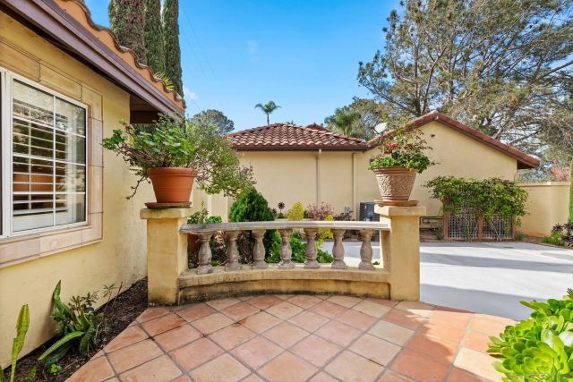 2969 Racetrack View, Del Mar, CA 92014