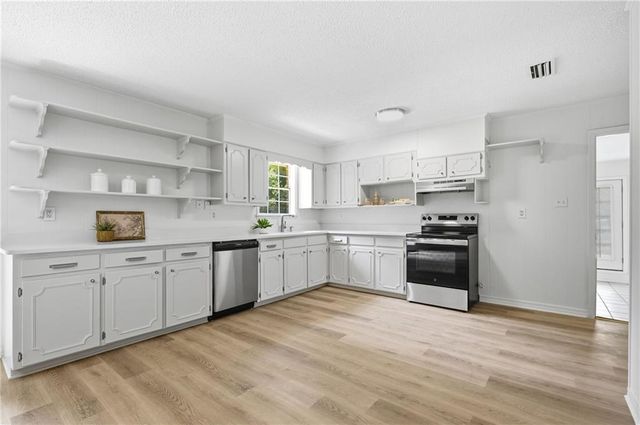 3565 Randy Court, Semmes, AL 36575