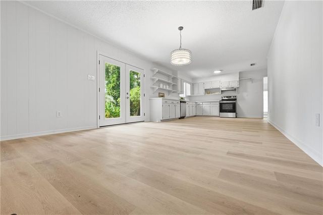 3565 Randy Court, Semmes, AL 36575