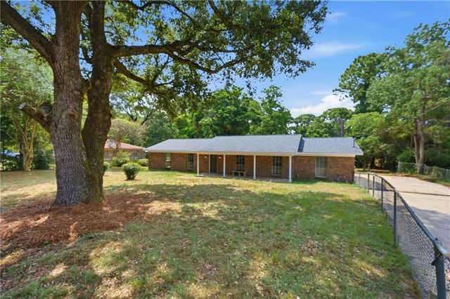 3565 Randy Court, Semmes, AL 36575