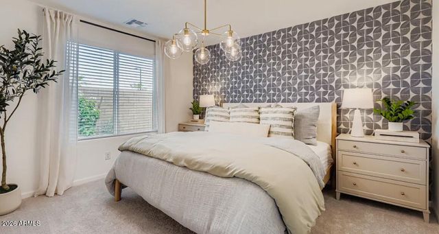 2081 W ROSELLE Avenue, Apache Junction, AZ 85120