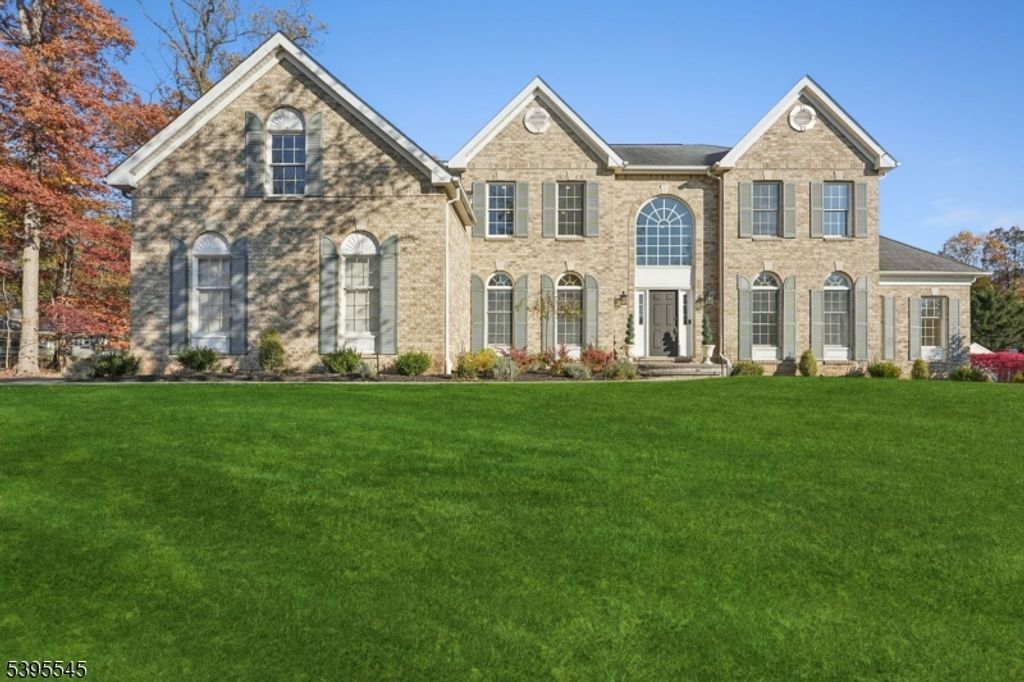 9 Stires Way, Union Twp., NJ 08867