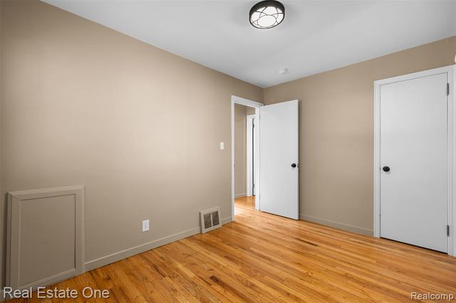 1411 Bauman Avenue, Royal Oak, MI 48073