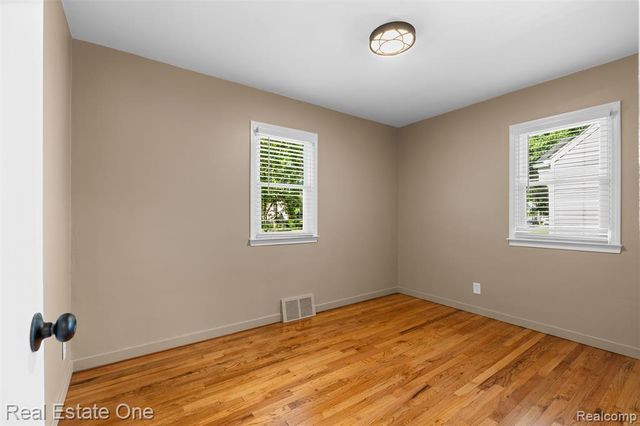 1411 Bauman Avenue, Royal Oak, MI 48073