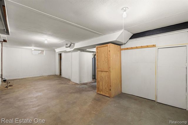 1411 Bauman Avenue, Royal Oak, MI 48073