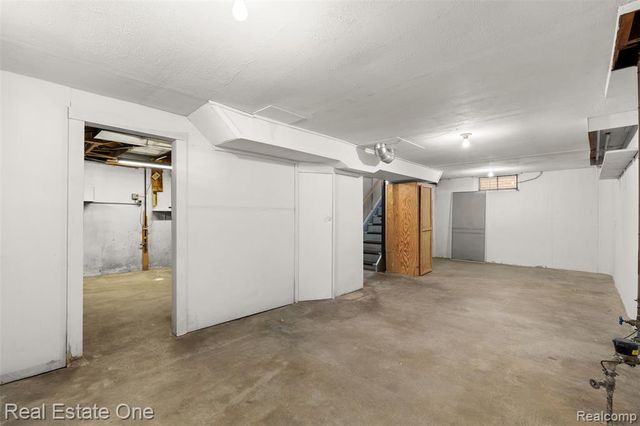 1411 Bauman Avenue, Royal Oak, MI 48073