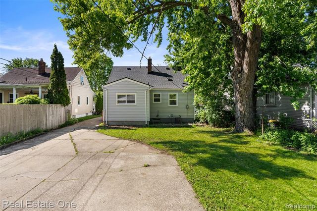 1411 Bauman Avenue, Royal Oak, MI 48073
