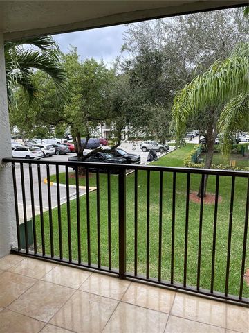 530 S Park Road 2811, Hollywood, FL 33021