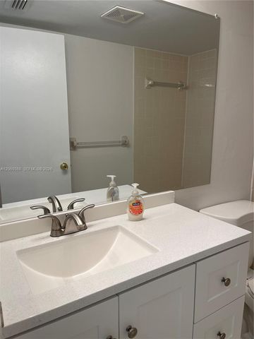 530 S Park Road 2811, Hollywood, FL 33021